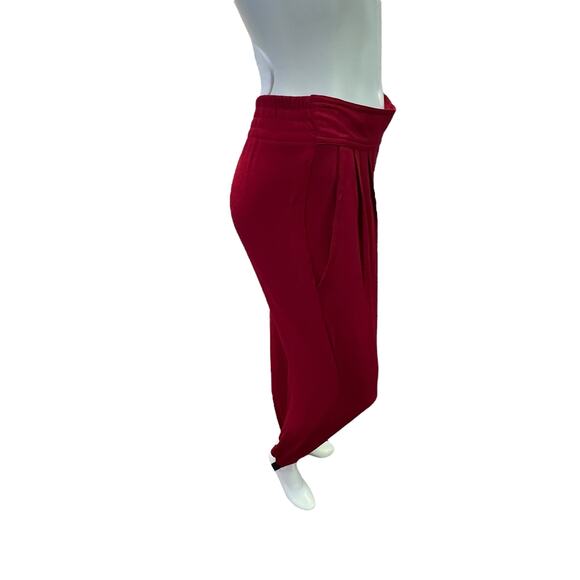 Vintage 90s CHAUS Red Stirrup Pants High Waist Pleated Rayon Blend Size 8 - Picture 4 of 16
